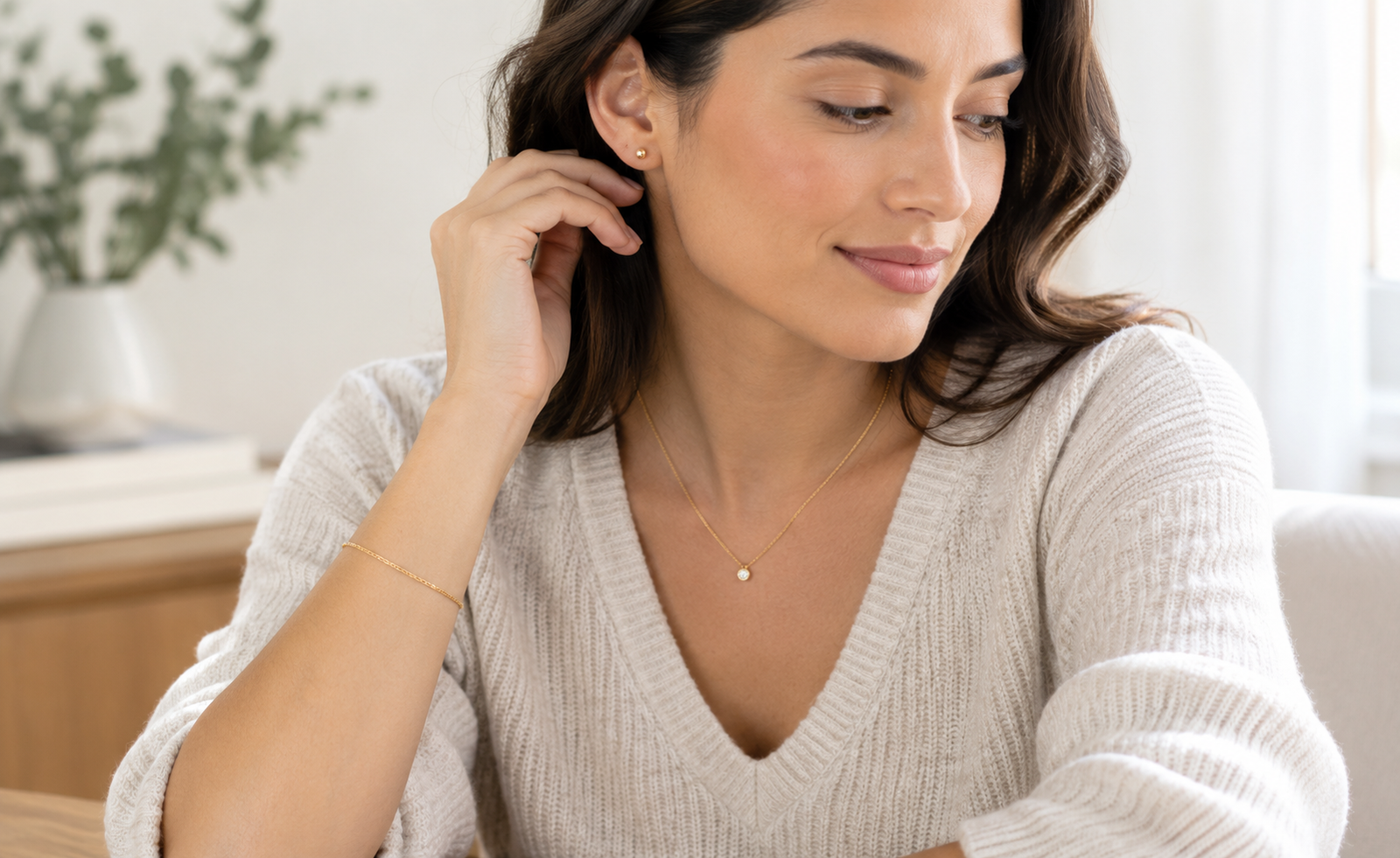 The Case for Keeping Your Everyday Jewellery Simple