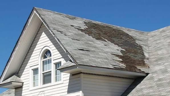 After Roof Damage: A Homeowner Plan For Safety, Documentation, And Repairs